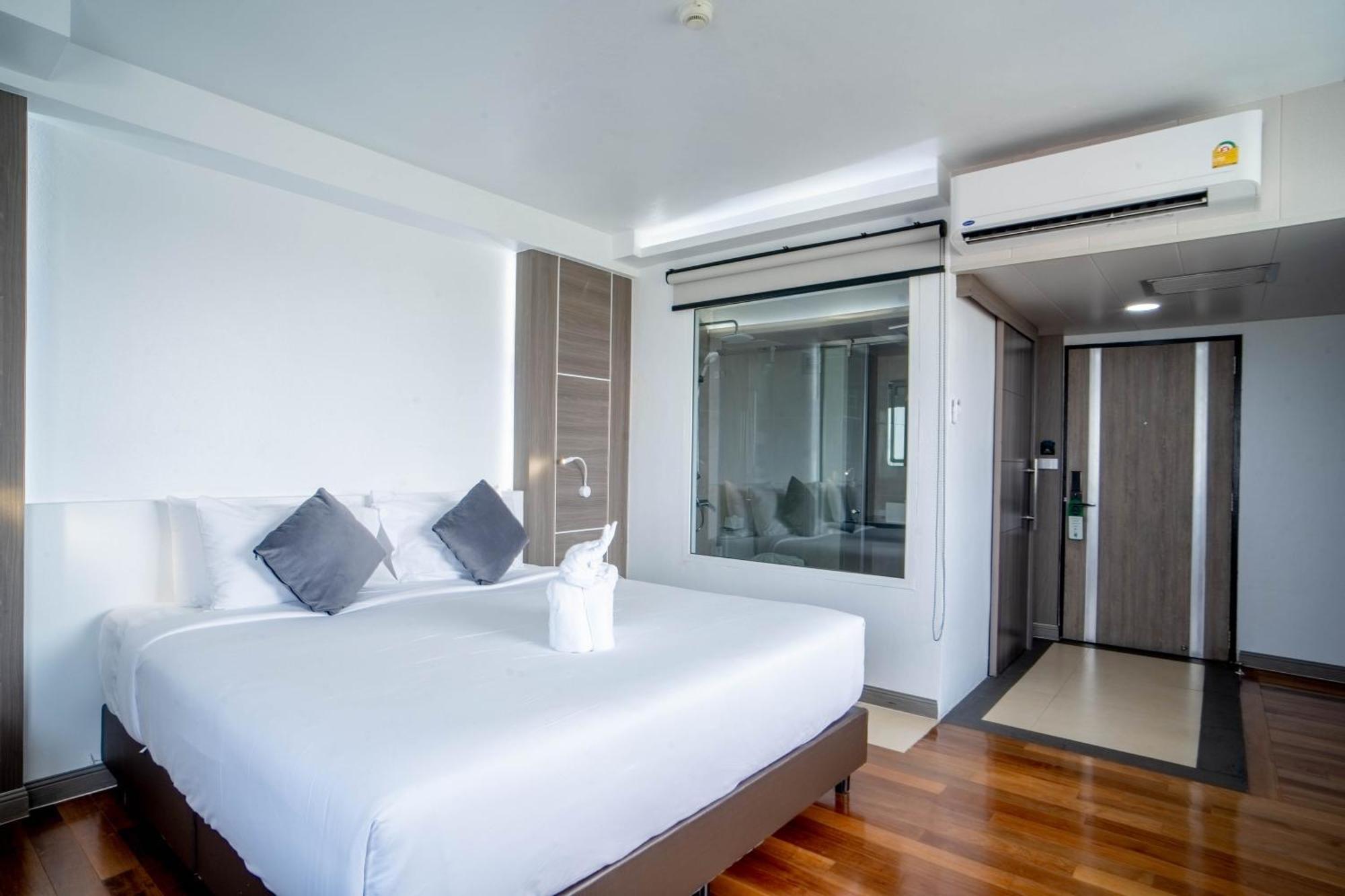 Thong Tarin Hotel Surin Exteriér fotografie